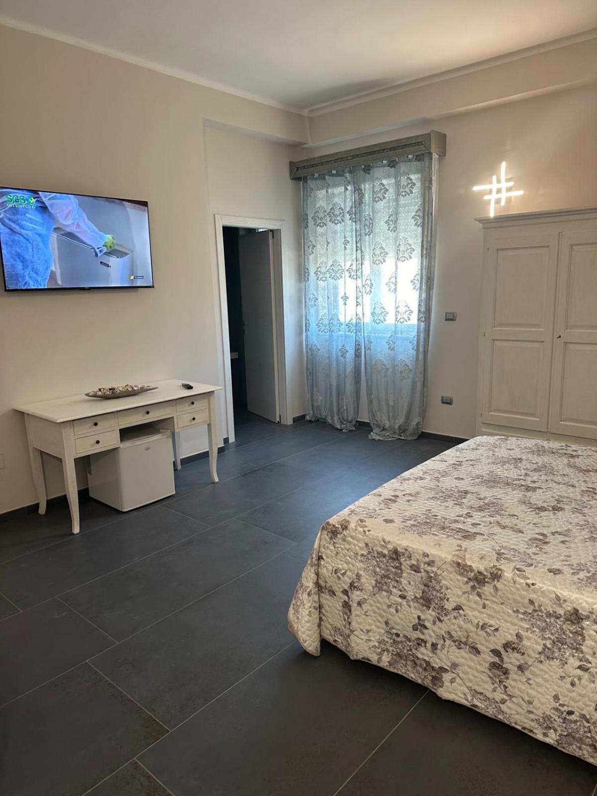 Li Cumpari Salentini Apartment Lecce Ngoại thất bức ảnh