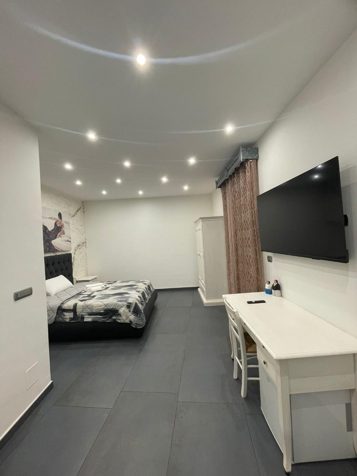 Li Cumpari Salentini Apartment Lecce Ngoại thất bức ảnh